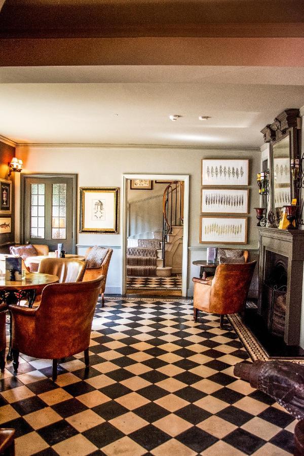 The Old Mill Hotel Lymington Exterior foto